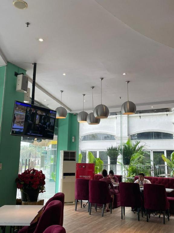 The Crew Hotel Kualanamu International Airport Medan Extérieur photo