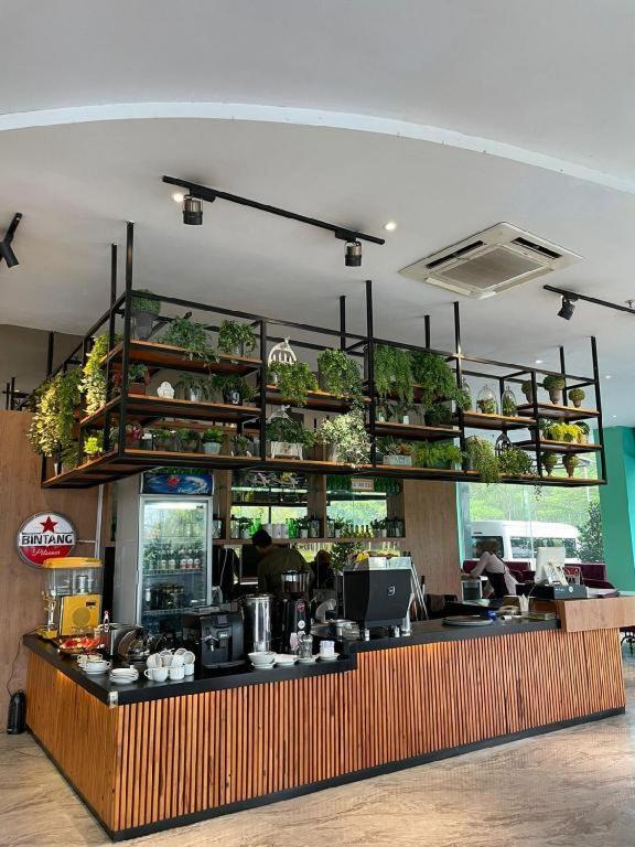 The Crew Hotel Kualanamu International Airport Medan Extérieur photo